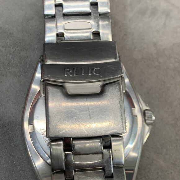 Vintage Relic Wet Multi Function Watch ZR15442 Tachometer 42 mm Case New Battery - Picture 6 of 11